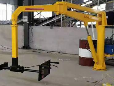 Pusiau automatinės laistymo mašinos