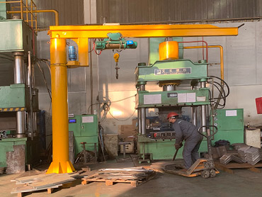 „Cantilever Crane“ montavimo metodas