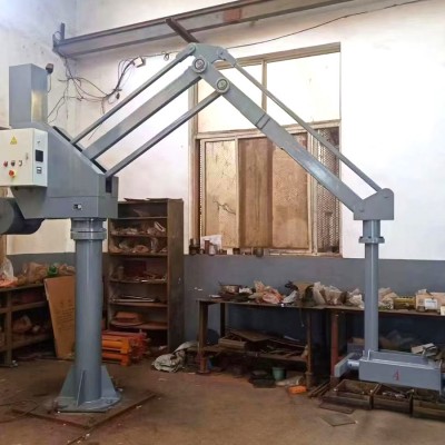 Pramoninis manipuliatorius tipo variklio mechanizmas